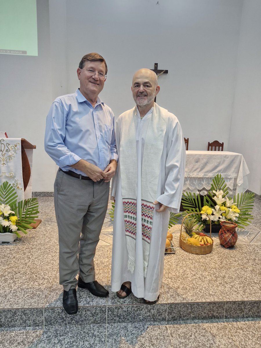 Padre Paolo está há muitos anos trabalhando no Brasil, e se dedicando em prol dos direitos do povo mais pobre.
Em Manaus está na Paróquia de São Vicente de Paulo, Compensa 3, onde formou um grupo de cidadania ativa.
Pe Paolo completou 30 anos de sacerdote. Valeu