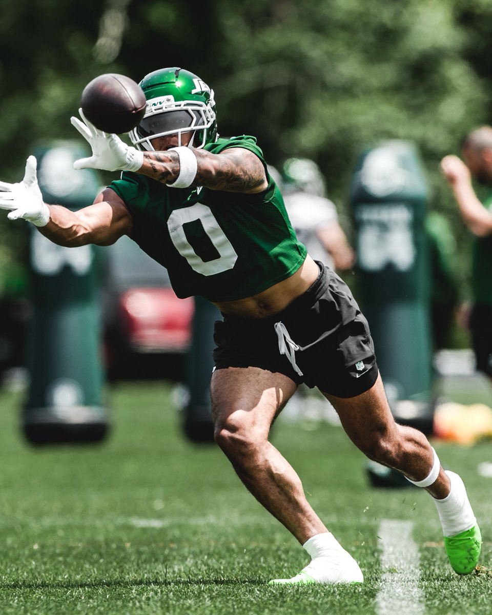 you would not survive leg day with <a href="/BraelonAllen/">Braelon Allen</a>