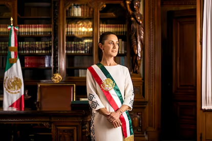 qtf's tweet photo. ¿Por qué Claudia Sheinbaum insiste en que la llamen “Presidenta” (y por qué eso dice mucho más de lo que parece)?
Abro hilo 🧵
#AlAireQTF https://t.co/Affl7SpYez