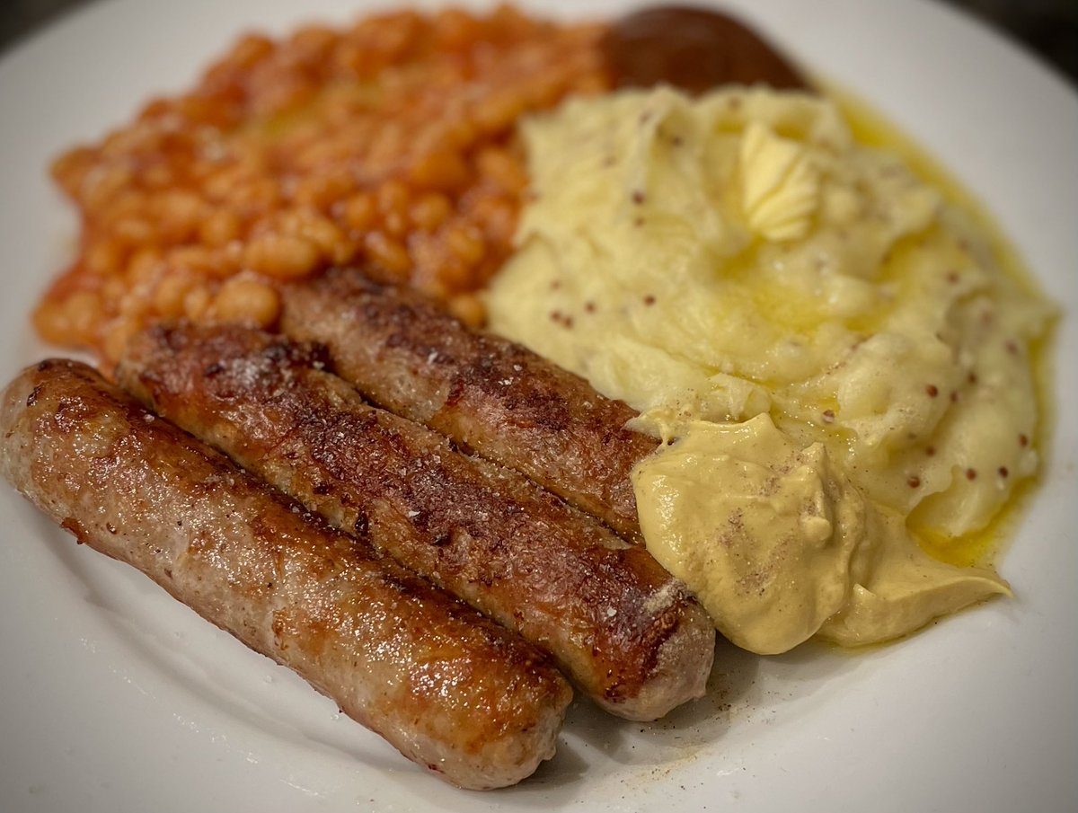 Rob Debenham tweet media