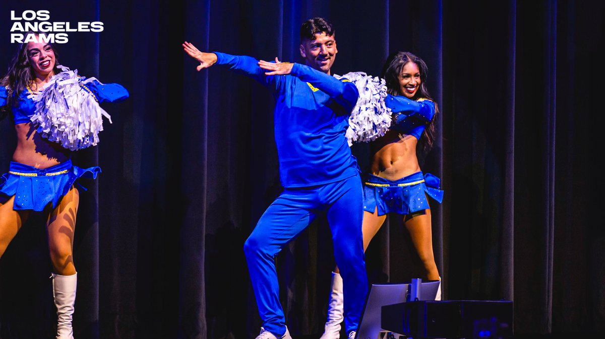 LARamsCheer's tweet image. Loved seeing all the Rams fans at Rams Revealed Live! 💙💛