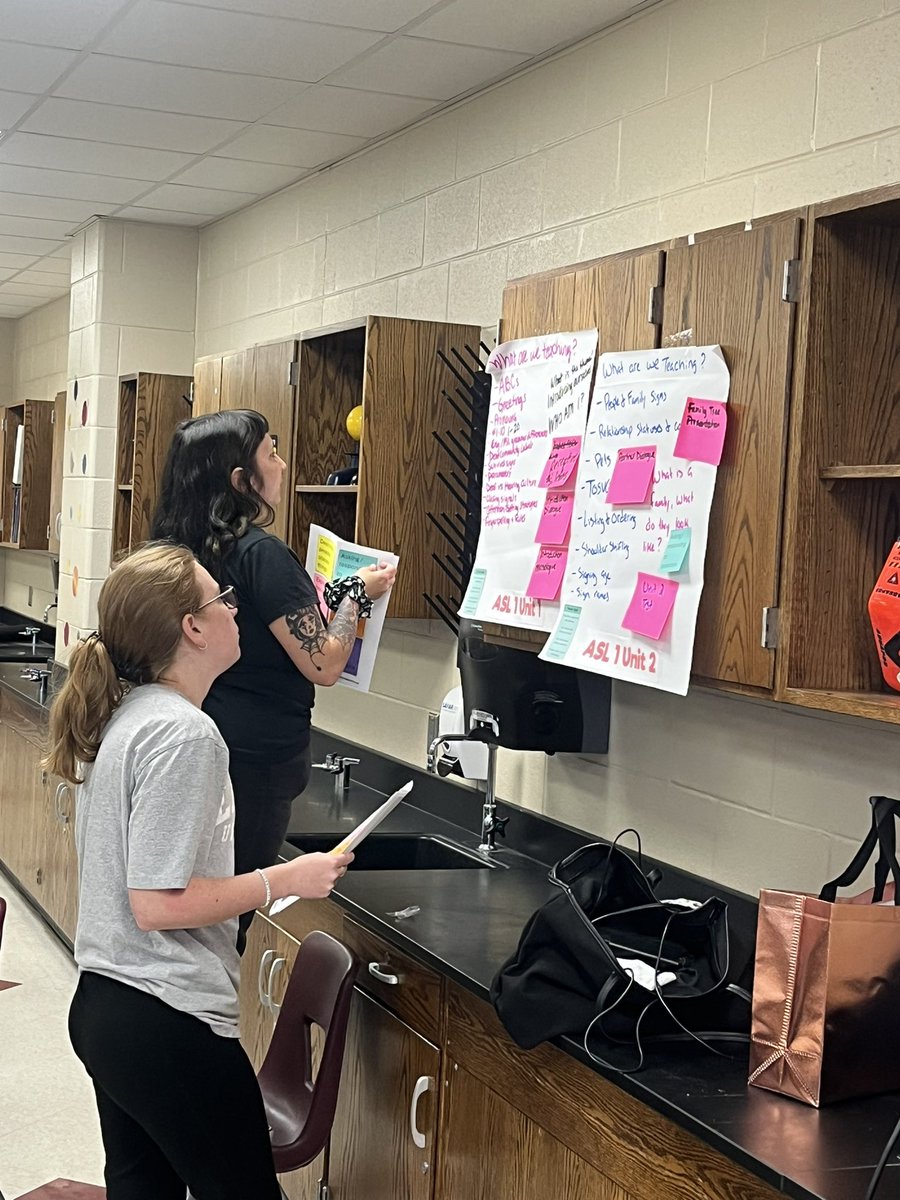 ASL teachers rocked the curriculum audit today- ACTFL language functions for every unit are easy with pre-printed post it notes! 🌟 #langchat
