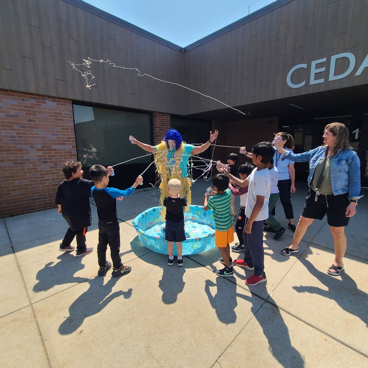 johnnystem's tweet photo. Silly String day with our PTO raffle winners. 🤣 https://t.co/RXoSAR4gRD