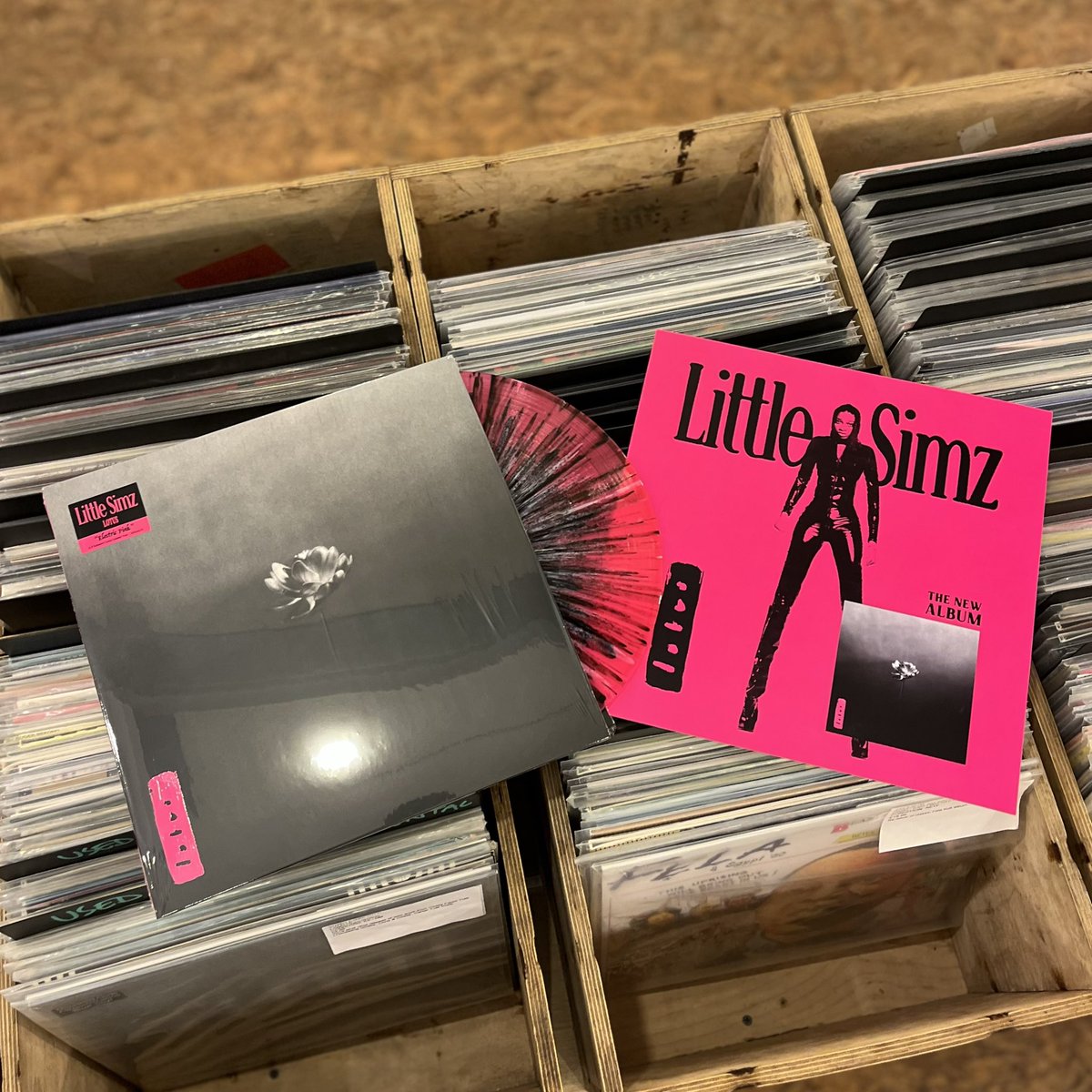 Bear Tree Records (@beartreerecords) on Twitter photo The new <a href="/LittleSimz/">Little Simz</a> is in!
Had a tiny amount of prints lands which are up now with the coloured vinyl version! Out Friday!
beartreerecords.com/products/littl⦠The new <a href="/LittleSimz/">Little Simz</a> is in!
Had a tiny amount of prints lands which are up now with the coloured vinyl version! Out Friday!
beartreerecords.com/products/littlā¦