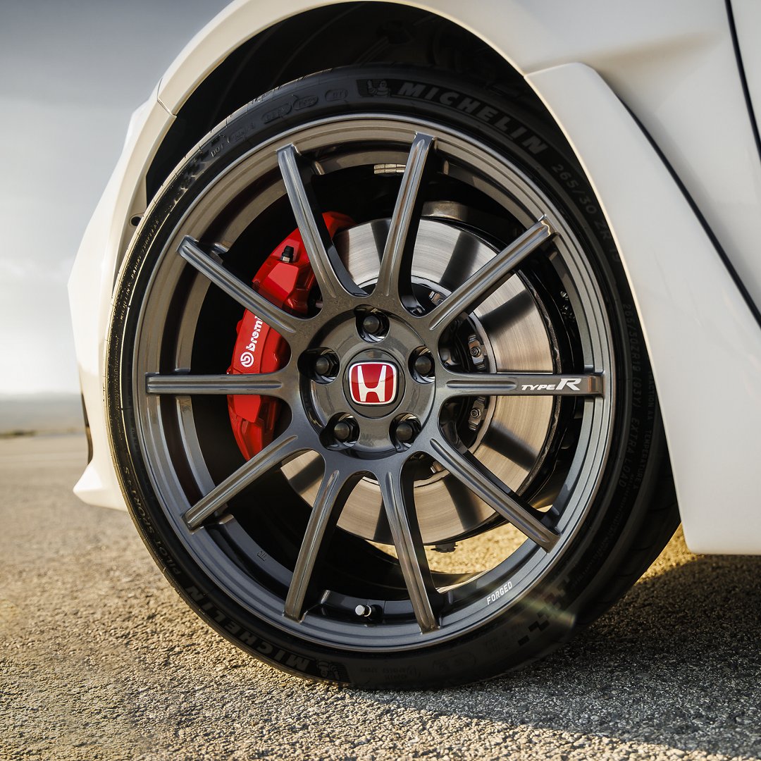 💎 Are you ready for an upgrade? New rims can transform your Honda’s look and feel. Order your new parts today and let your car shine.

#HondaParts #NewRims #UpgradeYourRide

normreeveshondacerritos.pulse.ly/viz5newamk