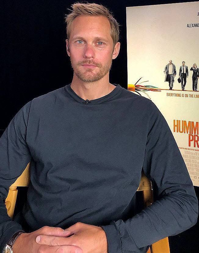 tsrobbie's tweet photo. he is so tall and handsome as hell https://t.co/qUv2RjMOth