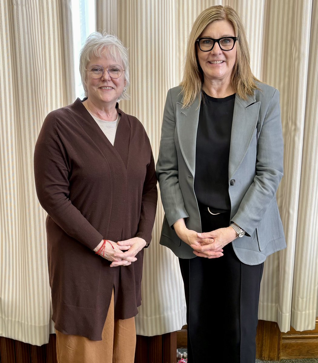It was an absolute pleasure meeting with the Children’s Aid Society of Toronto to talk about the child welfare sector, the Ready Set Go program, and of course the fantastic work that they do!

I look forward to meeting again in the near future.

#BurlON
