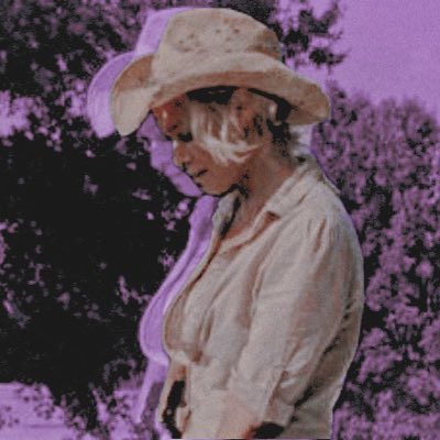 histether_'s tweet image. “The pain doesn't go away. You just make room for it.”