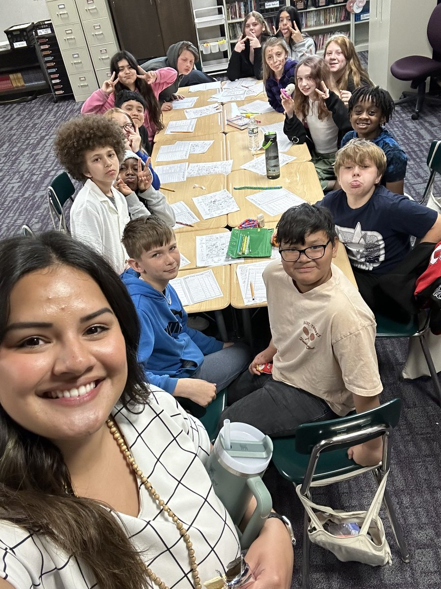 Mrs. Darney tweet media