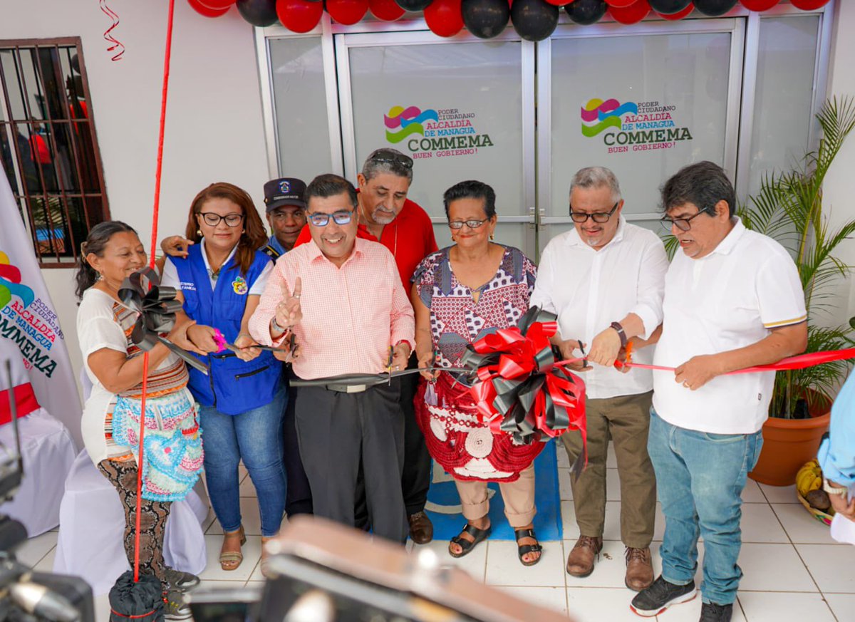 alma_commema's tweet photo. Inauguramos las obras de rehabilitación de las oficinas administrativas en el Mercado Mayoreo

Con el objetivo de fortalecer la atención a comerciantes, autoridades municipales inauguraron la rehabilitación de las oficinas administrativas de COMMEMA en el Mercado Mayoreo. https://t.co/senHKkKBTn