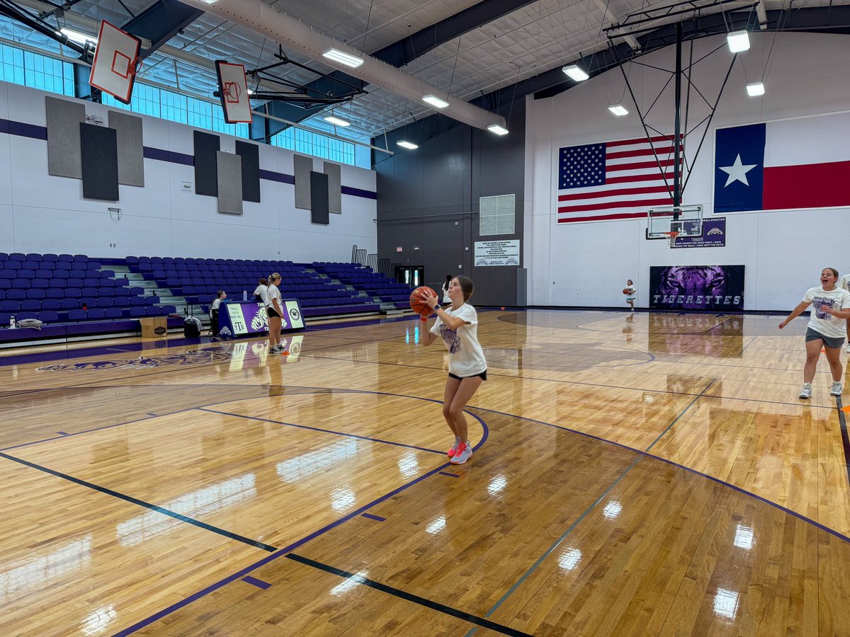 That’s a wrap for Tigerette hoops camp, these girls put in some work this week and left it all on the floor. 

#TigeretteBasketball #PlayerDevelopment #Perseverance