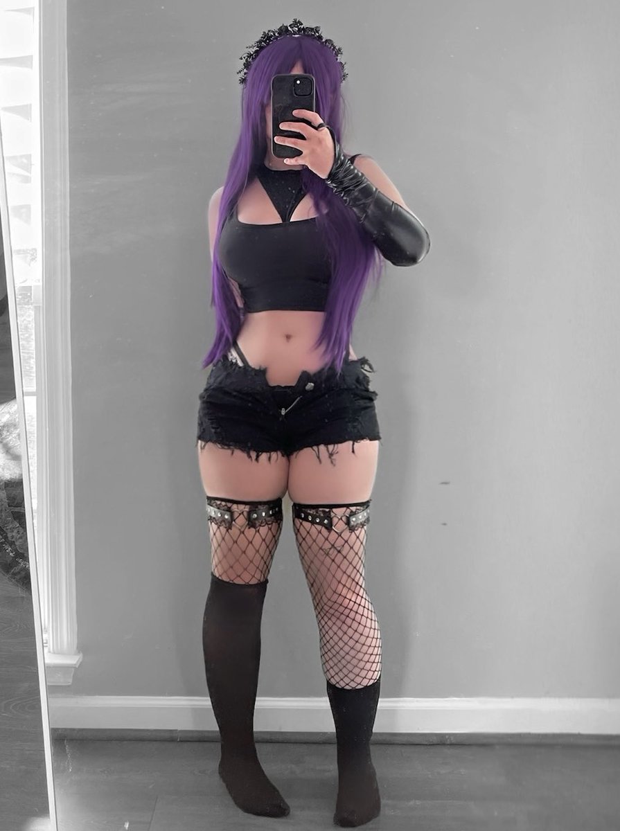 goth fern https://t.co/f38UPvDGuL
