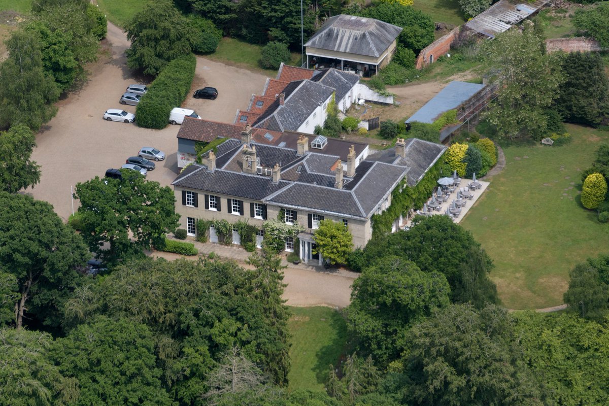johnfielding001's tweet photo. Caistor Hall aerial image - Norfolk. Georgian country house built in 1795–97 for the Dashwood family, set in 30 acres of woodland & gardens. Close to Venta Icenorum. Now a hotel. #CaistorHall #aerial #image #Norfolk #AerialPhotography https://t.co/GWSc8TfPO8