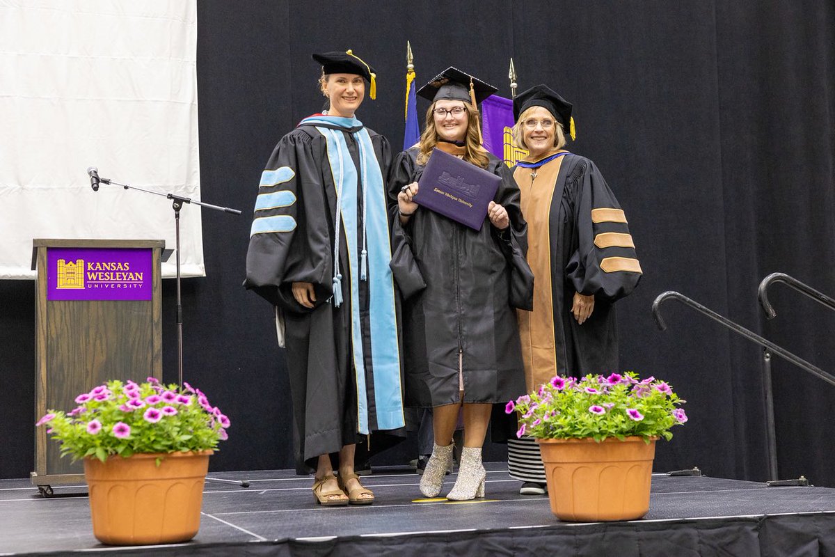 Heidi Jones tweet media