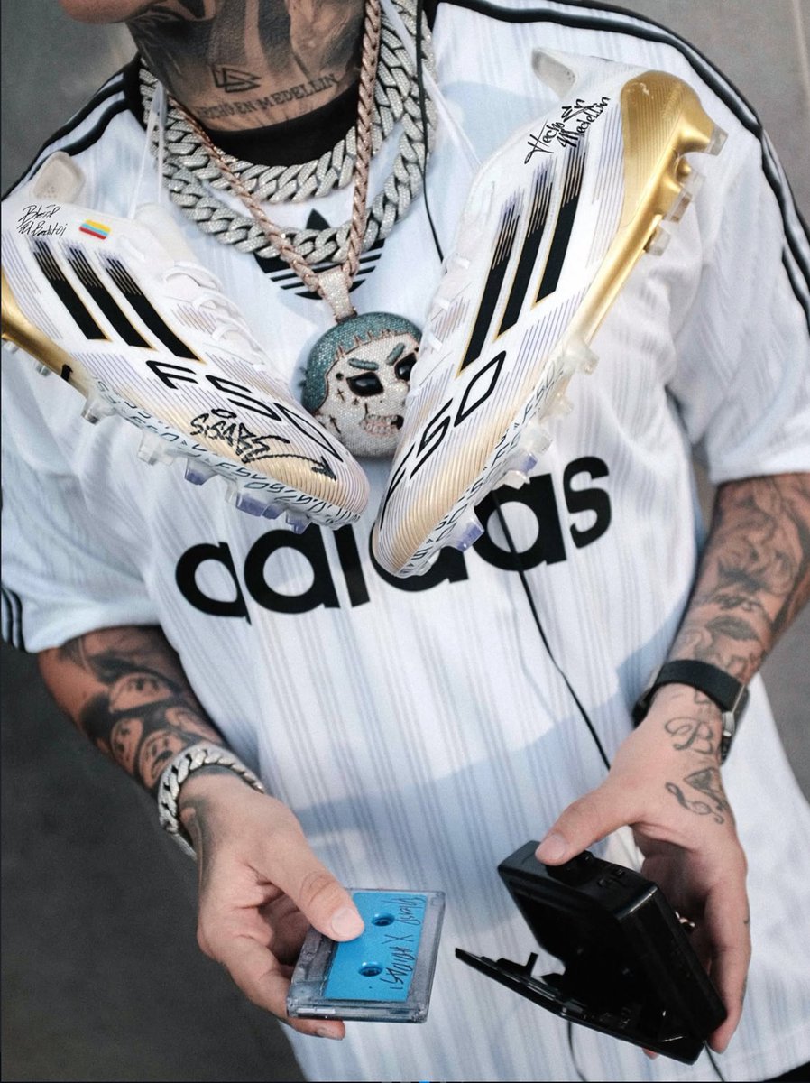 xeduardo333's tweet photo. Blessd x Adidas 💙 https://t.co/247AExfuuq