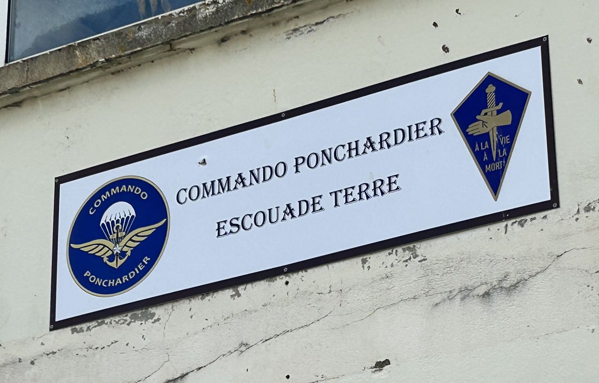 pascalbtr's tweet image. Le #FARDIER de @UNAC30  vient  de franchir une nouvelle étape  en intégrant les Forces Spéciales !
Formation maintenance et livraison des 8 premiers véhicules équipés  de transmission spécifique.
Formation utilisateurs dans les prochaines semaines.
📷LinkedIn SIMMT