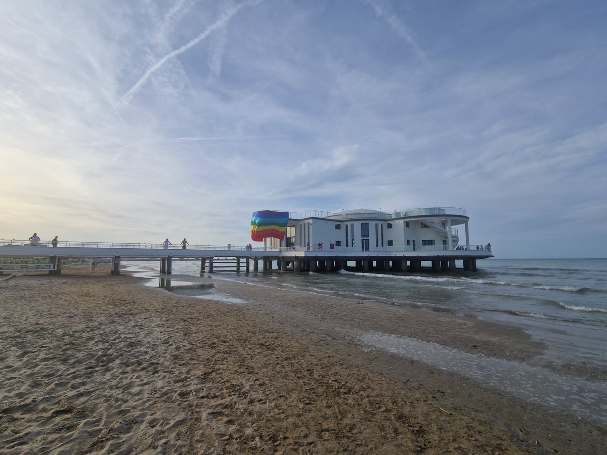 DSRL_UCDMECH's tweet image. Incredibe #IUTAM Symposium in Senigallia by Stefano Lenci & Jerzy Warminski, with so many relevant, leading and active names in #nonlineardynamics - focusing on #renewableenergy.
Happy to present our work with Bidhayak Goswami on #floatingsolar.
@UCDmechanics @UCD_Mech_Eng