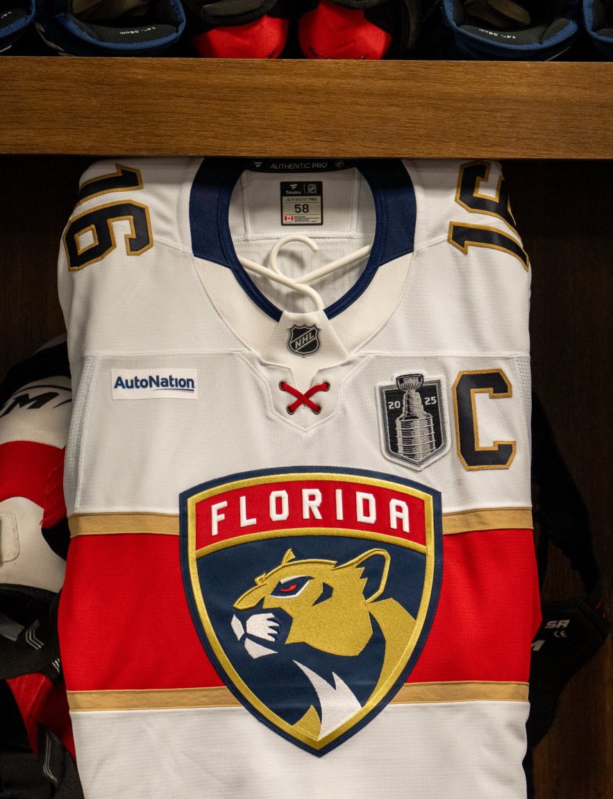 PeteBlackburn's tweet photo. The Stanley Cup patch placement has become an affront to the game I love. The Cup should be moved for no one https://t.co/Q9K6eGtkXz