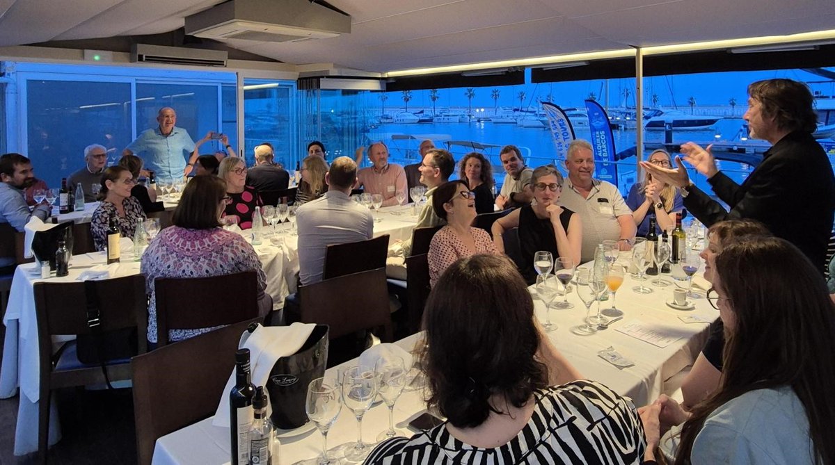 candy_h2020's tweet image. 🌅A perfect end to a productive day: the CANDY team enjoyed the final working dinner at @canlaury , in the beautiful harbour setting in Sitges 🇪🇸
Great food, lively conversations and a shared sense of achievement - collaboration at its best 💛
#CANDY_GA2025