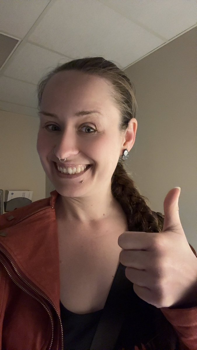 Happy Wednesday fiends! So I had appointment 1 for the week and it went well. The ultrasound tech didn’t understand what the CT scan was showing because she said my uterus is in perfect condition 🤷‍♀️ Next appointment is on TLDI day Friday! I hope you’re having a great day! 🤗🖤