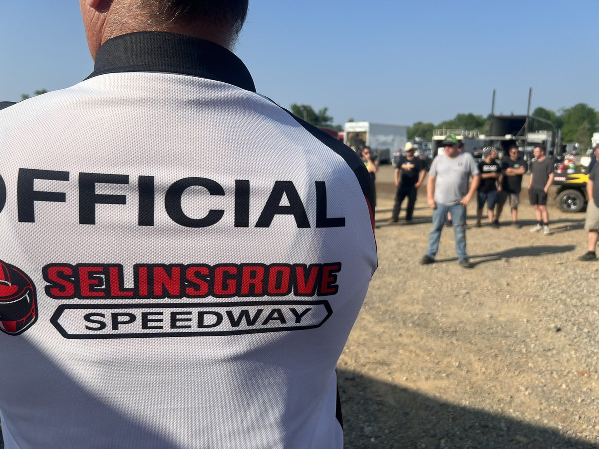 SuperDIRTcar's tweet photo. #SCShowdown | Drivers Meeting at @selinsgroverace! https://t.co/kq0IrXdcFG