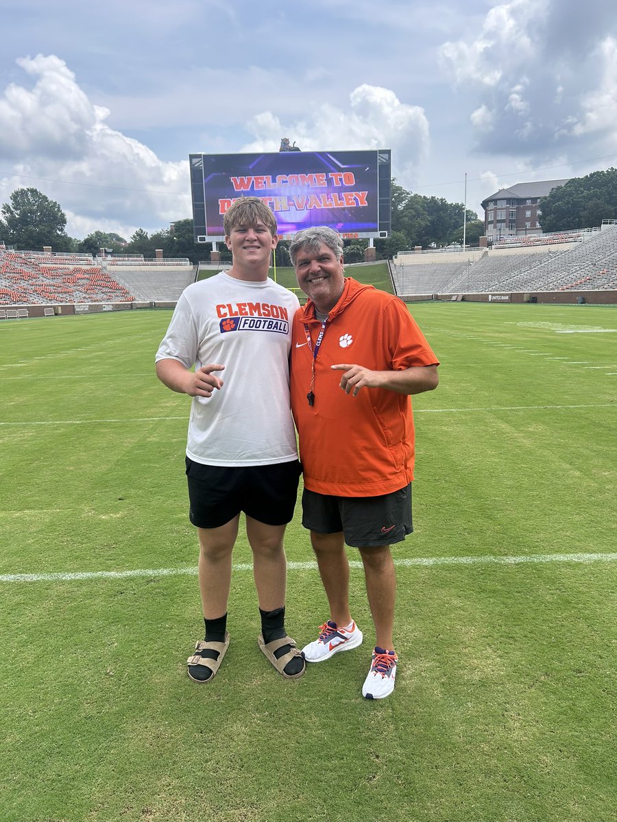 Peyton Miller tweet media