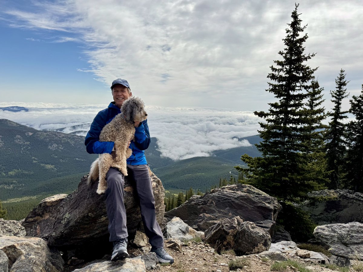 Another beautiful #Colorado hike to Mestaa'Ehehe Mountain Fire Lookout. "Nature never did betray the heart that loved her." William Wordsworth 
#rockymountains #hiking #blessedandgrateful