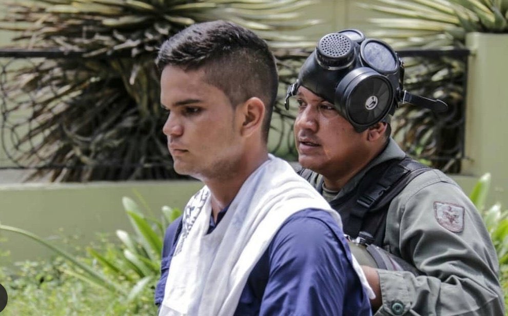 Jorge Vergara (@jorgevergarave) on Twitter photo <a href="/JoseAGraterol/">José AMALIO Graterol</a> Valiente hermano! Justamente también en junio del año 2017 yo fui privado arbitrariamente de mi libertad por haber participado y organizado una protesta estudiantil en el Estado nueva Esparta. Duro lo que nos ha tocado enfrentar. <a href="/JoseAGraterol/">José AMALIO Graterol</a> Valiente hermano! Justamente también en junio del año 2017 yo fui privado arbitrariamente de mi libertad por haber participado y organizado una protesta estudiantil en el Estado nueva Esparta. Duro lo que nos ha tocado enfrentar.