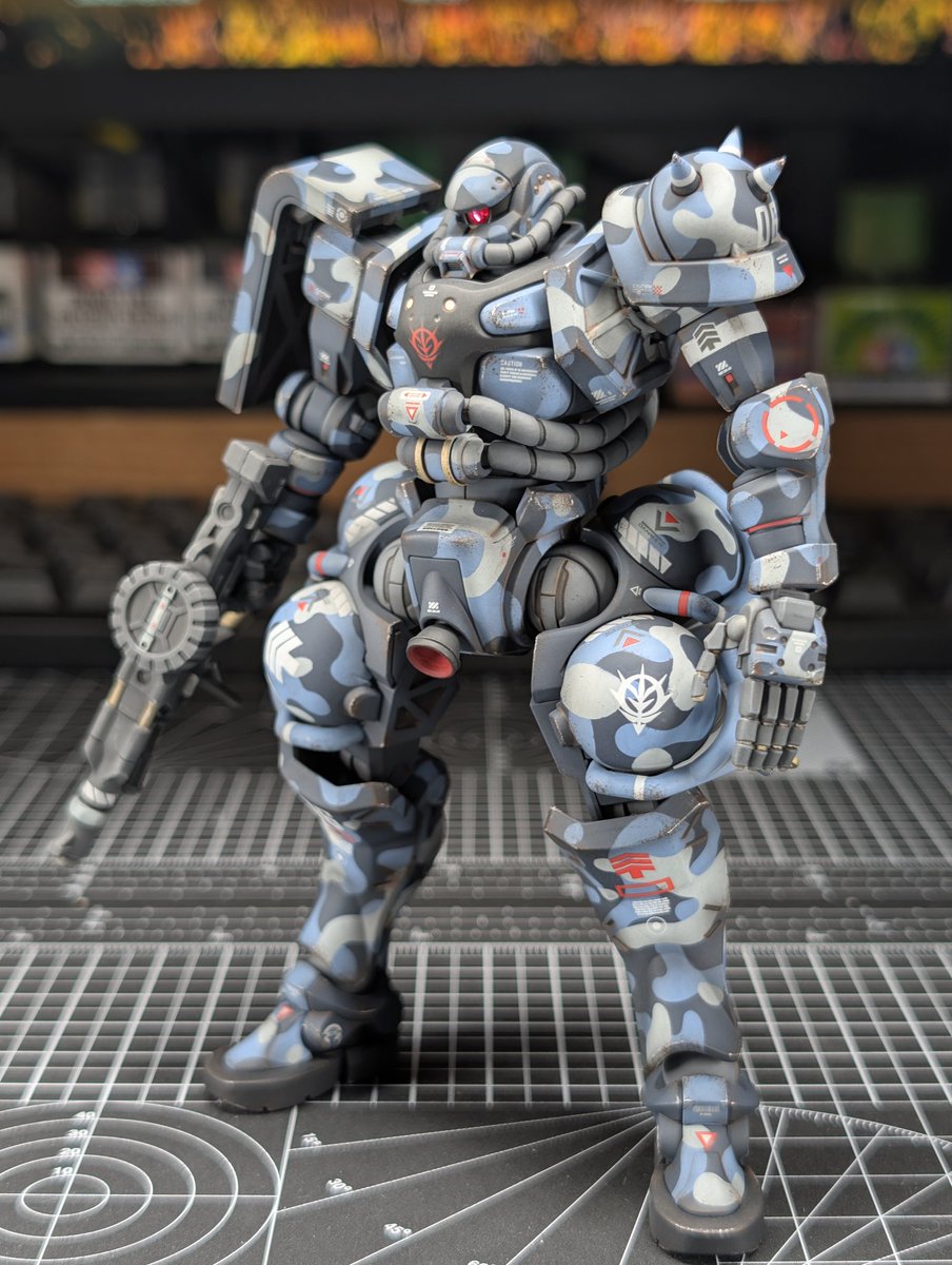 オリジナルカラーで塗装したガンプラ大集合 迷彩ザク
