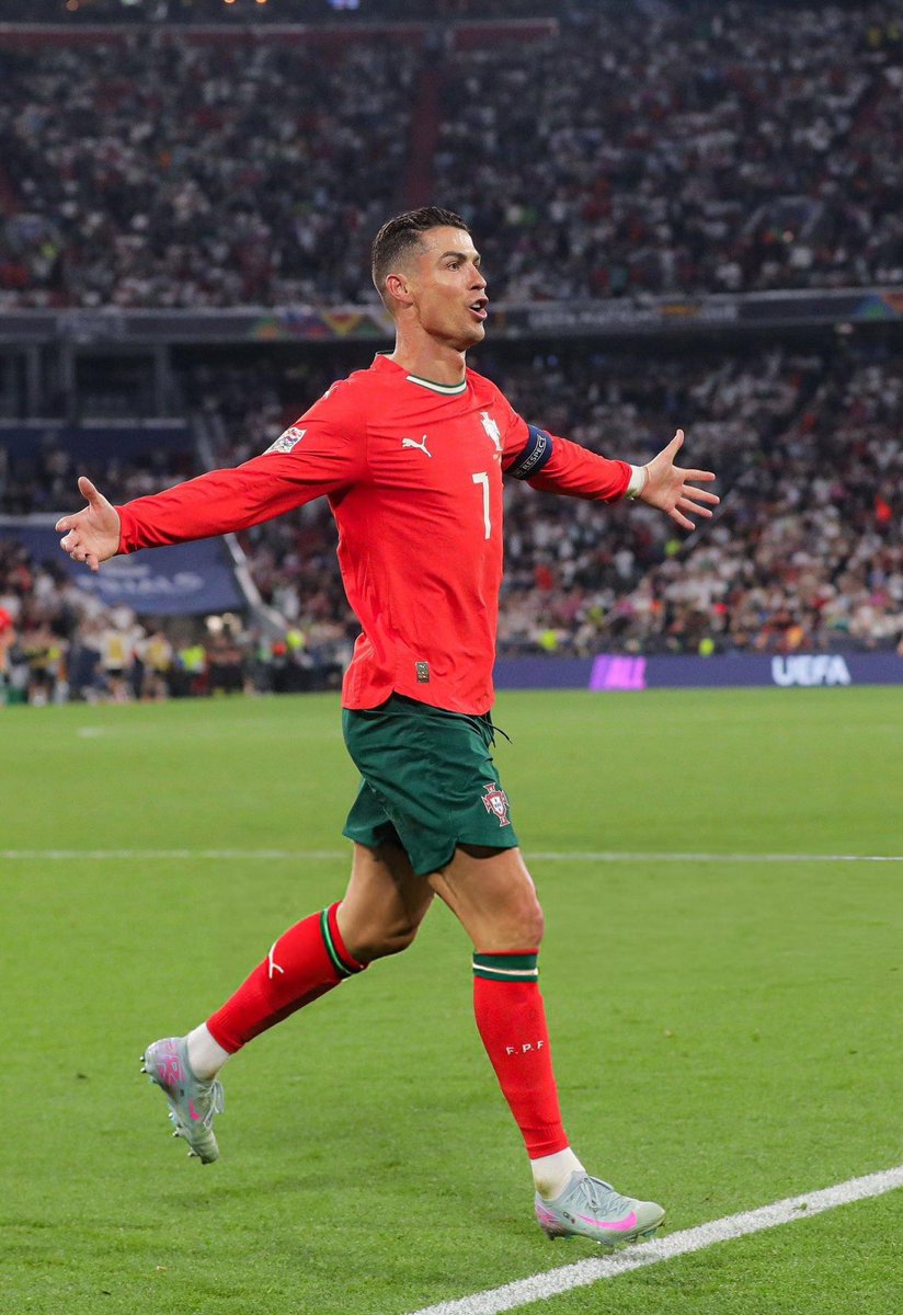 نواف بن بندر tweet media