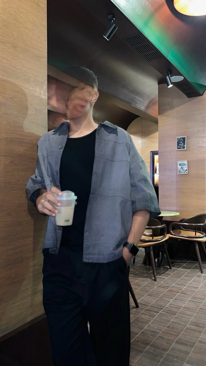 mR👁️ tweet media