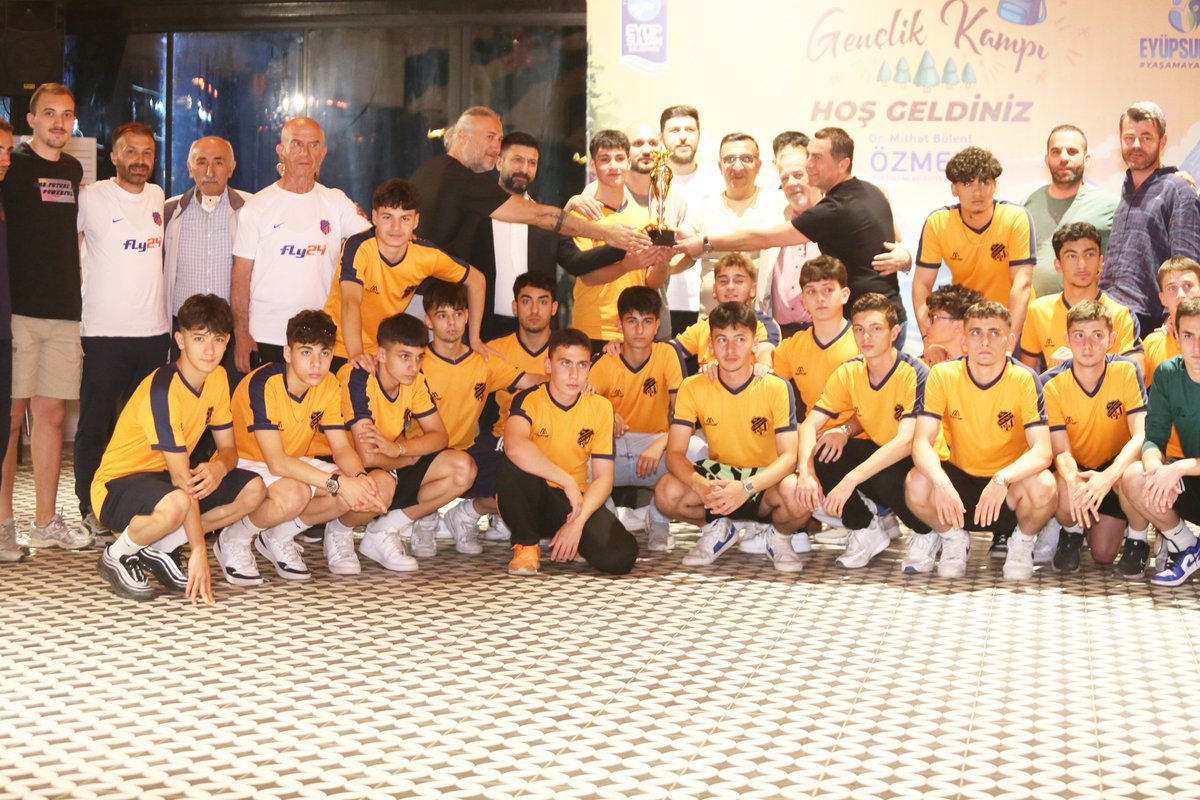 Fotoğraf çekilmedi, tarih yazıldı! 📸✍️