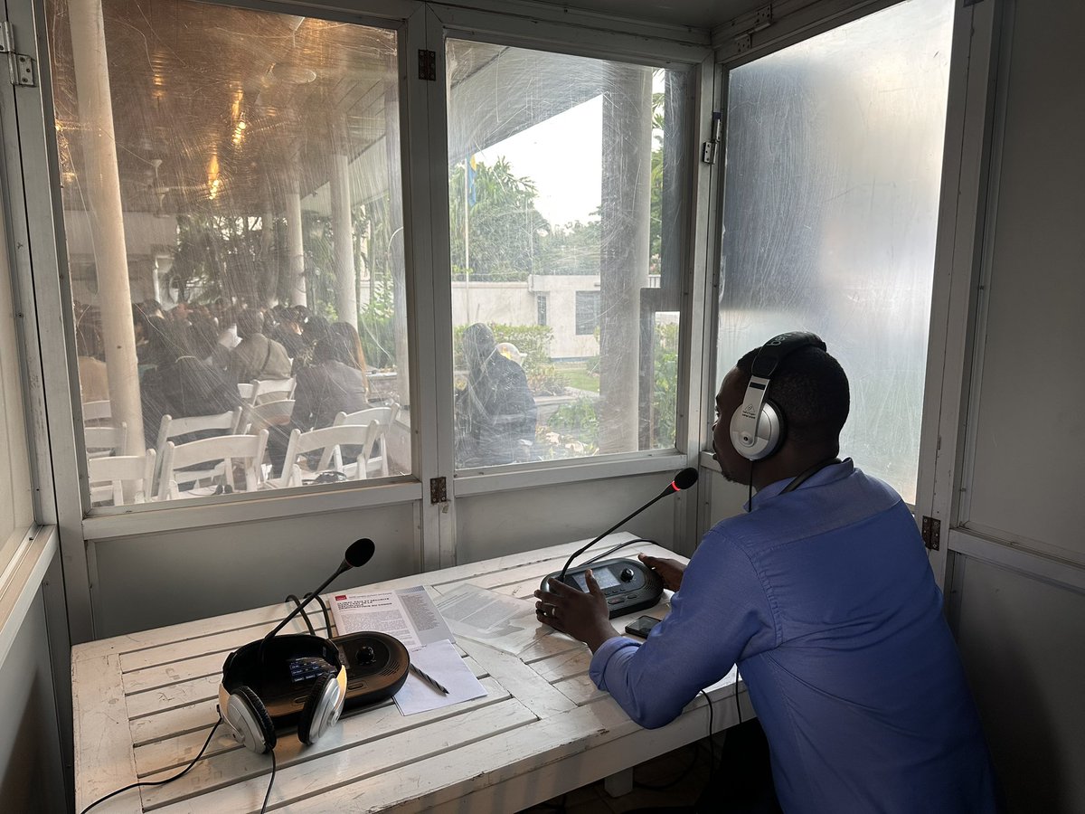 arsenebaguma's tweet photo. #Kinshasa: Début mai 2025, nous (@SmartSARL) avons été en cabine afin d’offrir nos services d’interprétation lors de cette rencontre, pour le compte de l’Ambassade de Suède en #RDC.

Pour tous vos besoins de traduction certifiée, d’interprétation consécutive ou simultanée, 👌! https://t.co/uGlbhGOkAl