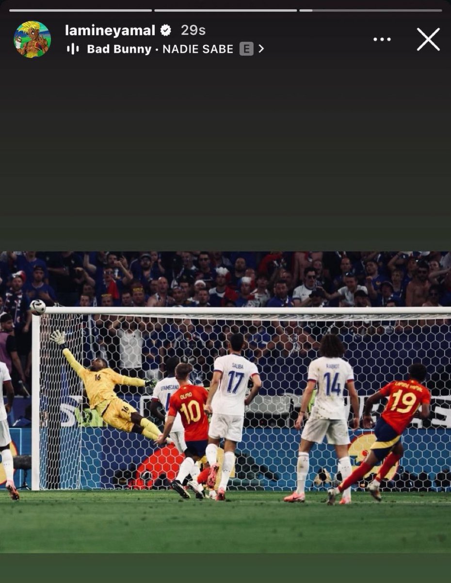 Hands for touch this boy soon 😏