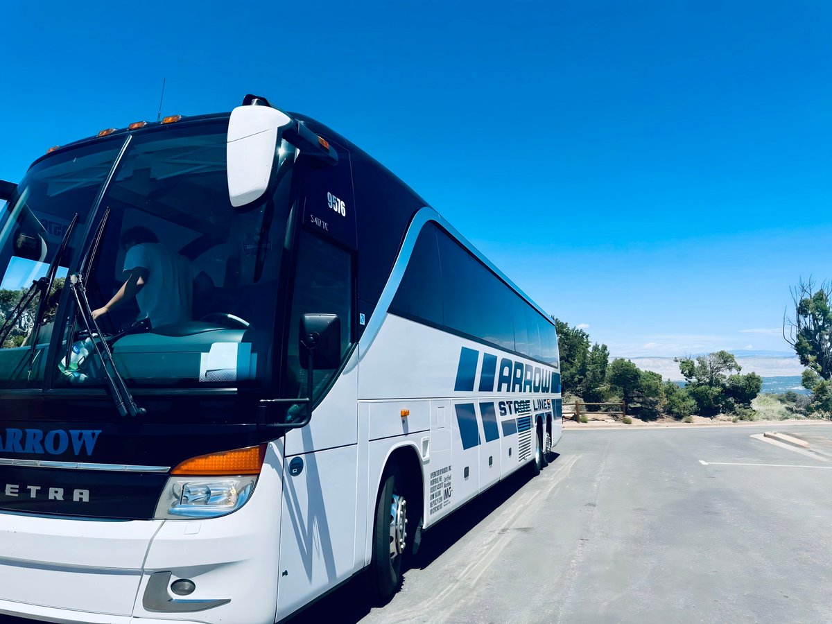 ArrowStageLines's tweet photo. Not a bad view for a midweek stop. 😎🚌
Wherever you’re headed, we’re here to help get you there comfortably and with a view like this.
#ArrowStageLines #WednesdayWanderlust #RoadViews #TravelComfort https://t.co/rMDLBBuSZI