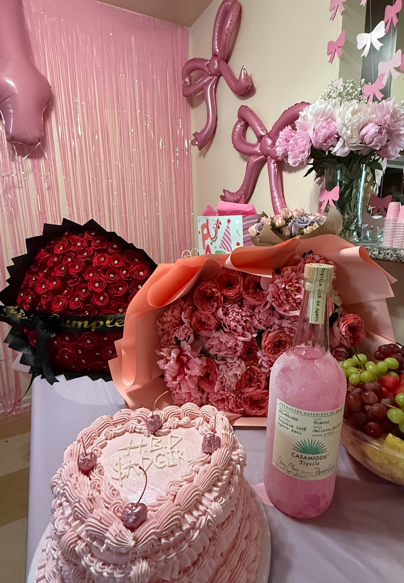 Brxannxe's tweet photo. beyond blessed 🩷✨🎀 https://t.co/IVN1VVsr87