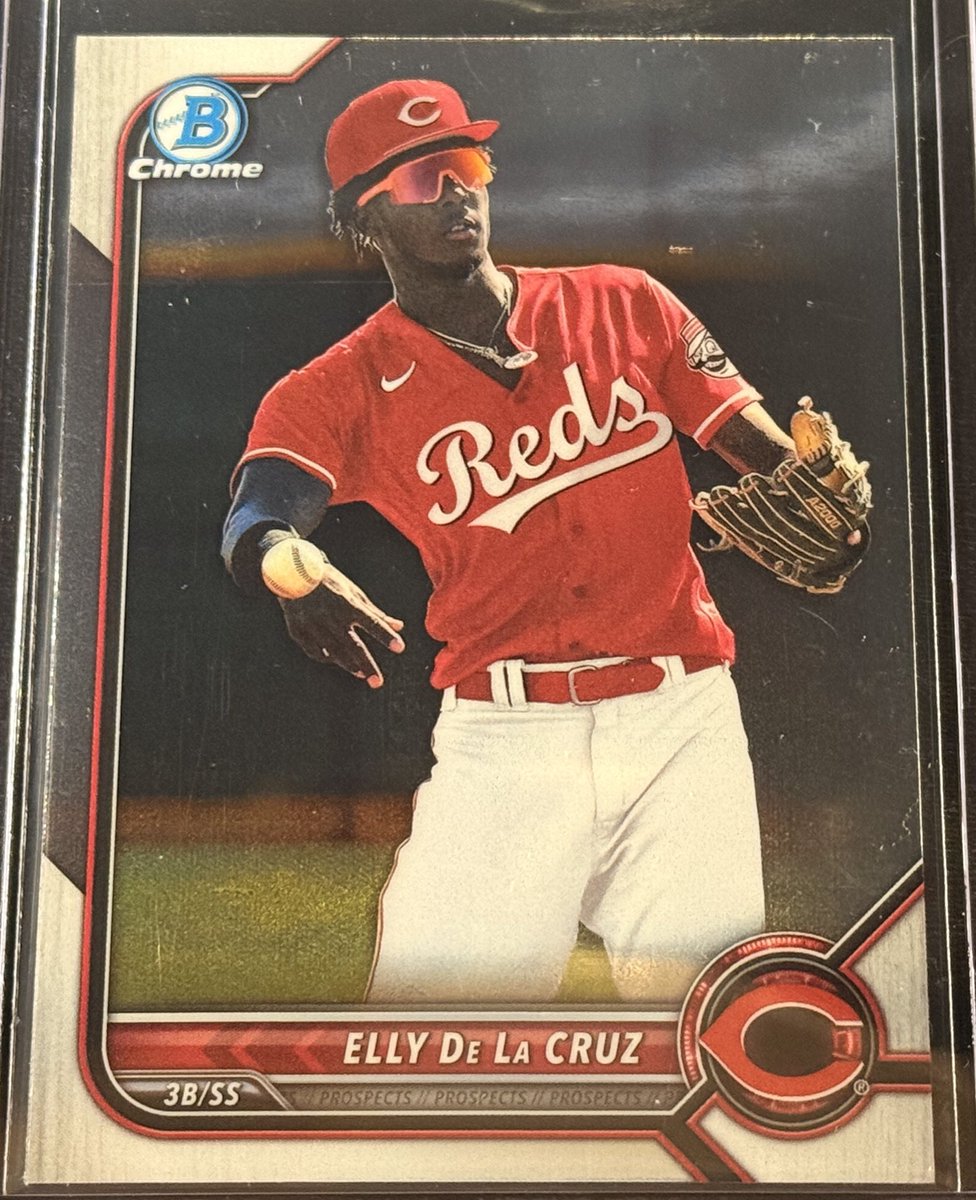 Lynchcardsales's tweet photo. $75
2022 bowman draft image variation/ short print elly de la Cruz 
Has some surface scratches https://t.co/f03n5TZKS0