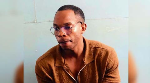 Twinsis50497431's tweet image. A Bulawayo man, Prosper Vanhuvaone, who posed as a medical doctor for two years—defrauding patients and offering fake nursing placements at Mpilo Central Hospital—has been sentenced to 5.5 years in prison after a full trial.⚖️ #CrimeWatch #JusticeServed #Bulawayo