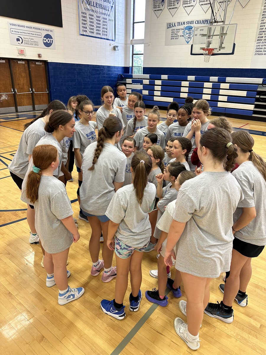 QHS Girls Basketball tweet media