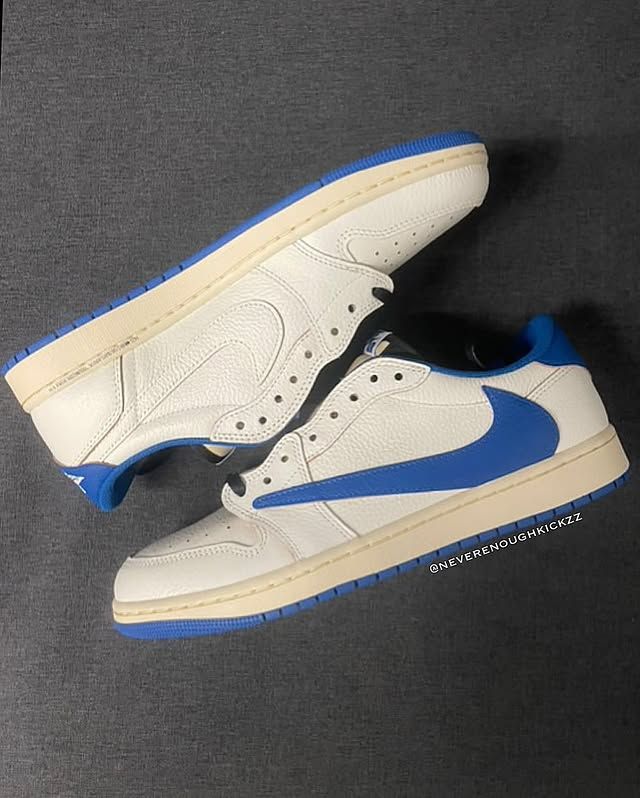 JustFreshKicks's tweet image. Fragment x Travis Scott x Air Jordan 1 Low Releases 9/20 💙⚡ bit.ly/3SHBTan