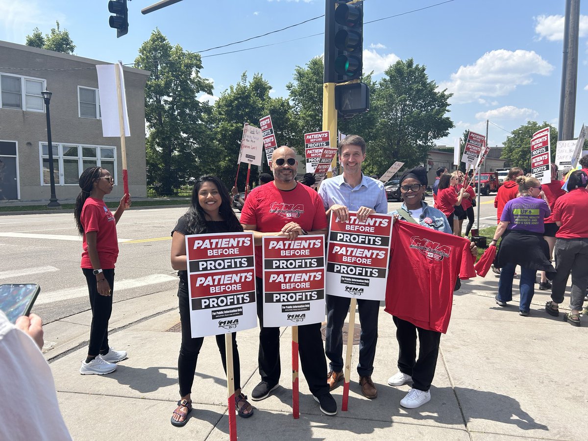 voteconley's tweet image. After a heart attack 2 years ago, it was the nurses who cared for me, day & night, that I remember most about my hospital stay. They put patient care first & I will always have their backs! Today, I joined the line with @mnnurses and colleagues in solidarity ❤️✊🏾