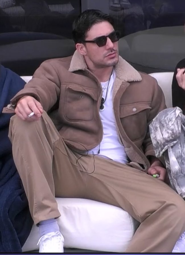 “Malatì, malatiì, p me tu si na malatì” 🎶 
#shailenzo