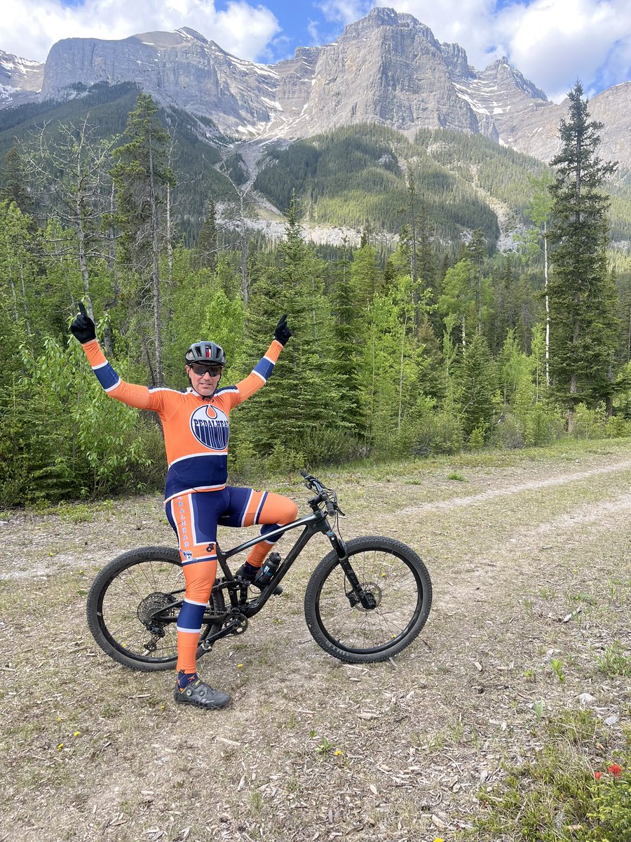 It’s game day in Canmore !!!! <a href="/EdmontonOilers/">Edmonton Oilers</a> <a href="/Bob_Stauffer/">Bob Stauffer</a> <a href="/GenePrincipe/">Gene Principe</a> #Oilers