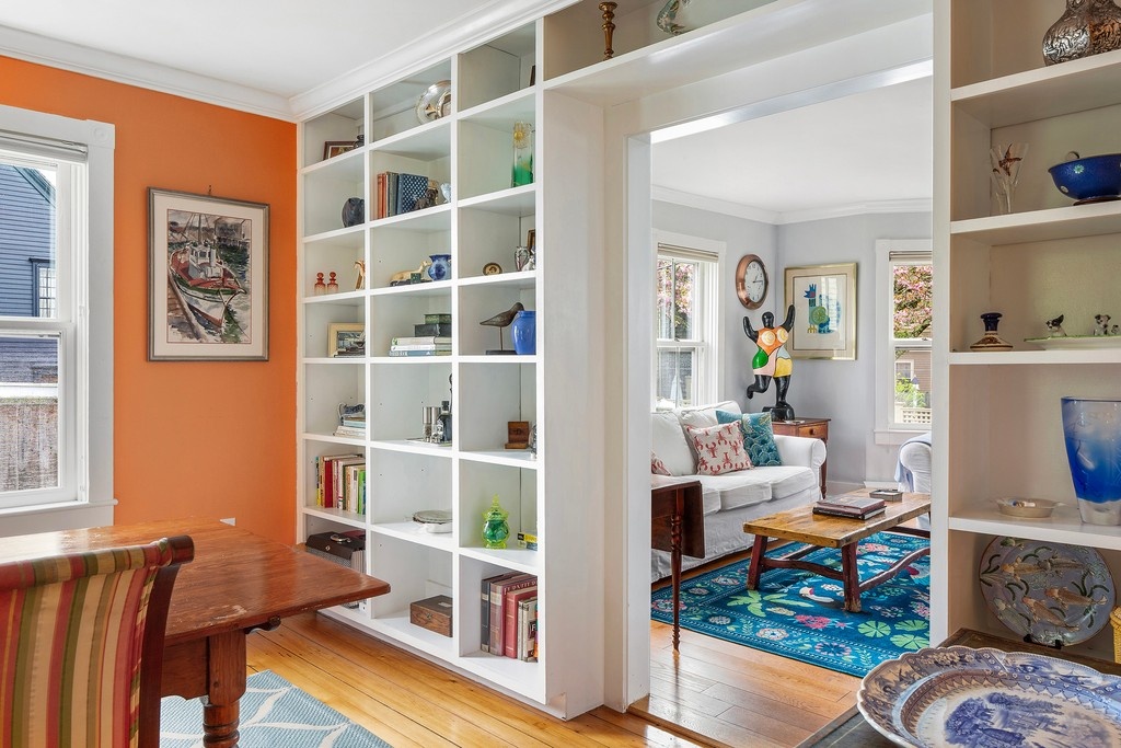 gustavewhite's tweet photo. Newly Priced | This impeccably maintained Victorian gem on picturesque Cross Street 
⁠https://t.co/LGkXBRyUUf https://t.co/sbaNxT3nVs