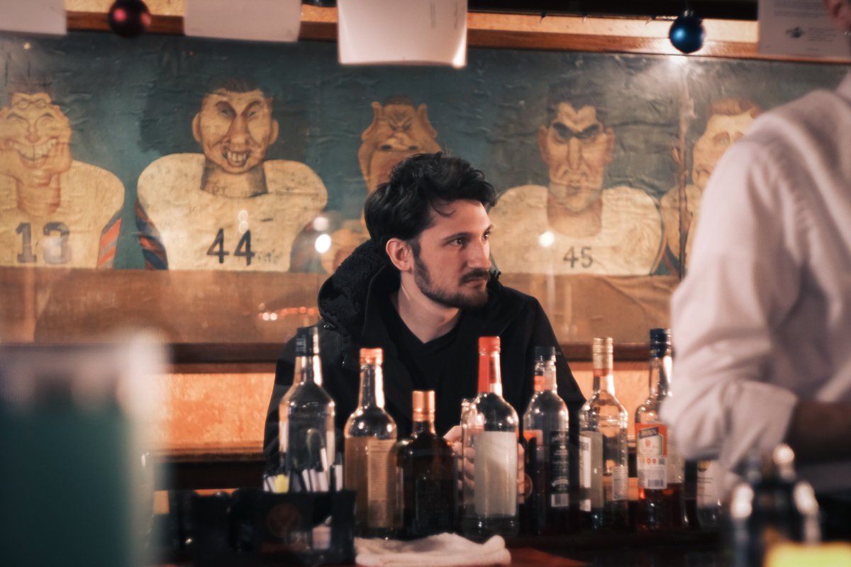 Unfeatured tweet media