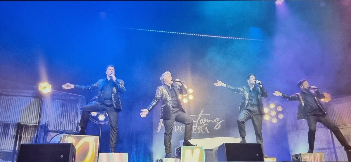A fabulous evening tonight with <a href="/G4Official/">G4 Official</a> <a href="/ahttw/">Assembly Hall</a> absolutely stunning performances <a href="/JonathanAnsell/">Jonathan Ansell G4</a> <a href="/MCClubOfficial/">Mike Christie Official</a> <a href="/Jai_McDowall/">Jai McDowall</a> and Duncan you raised the roof 💙💙💙💙 we can't wait to do it all again next week 'Phantoms Of The Popera' we love you 🎤🎤🎤🎤
