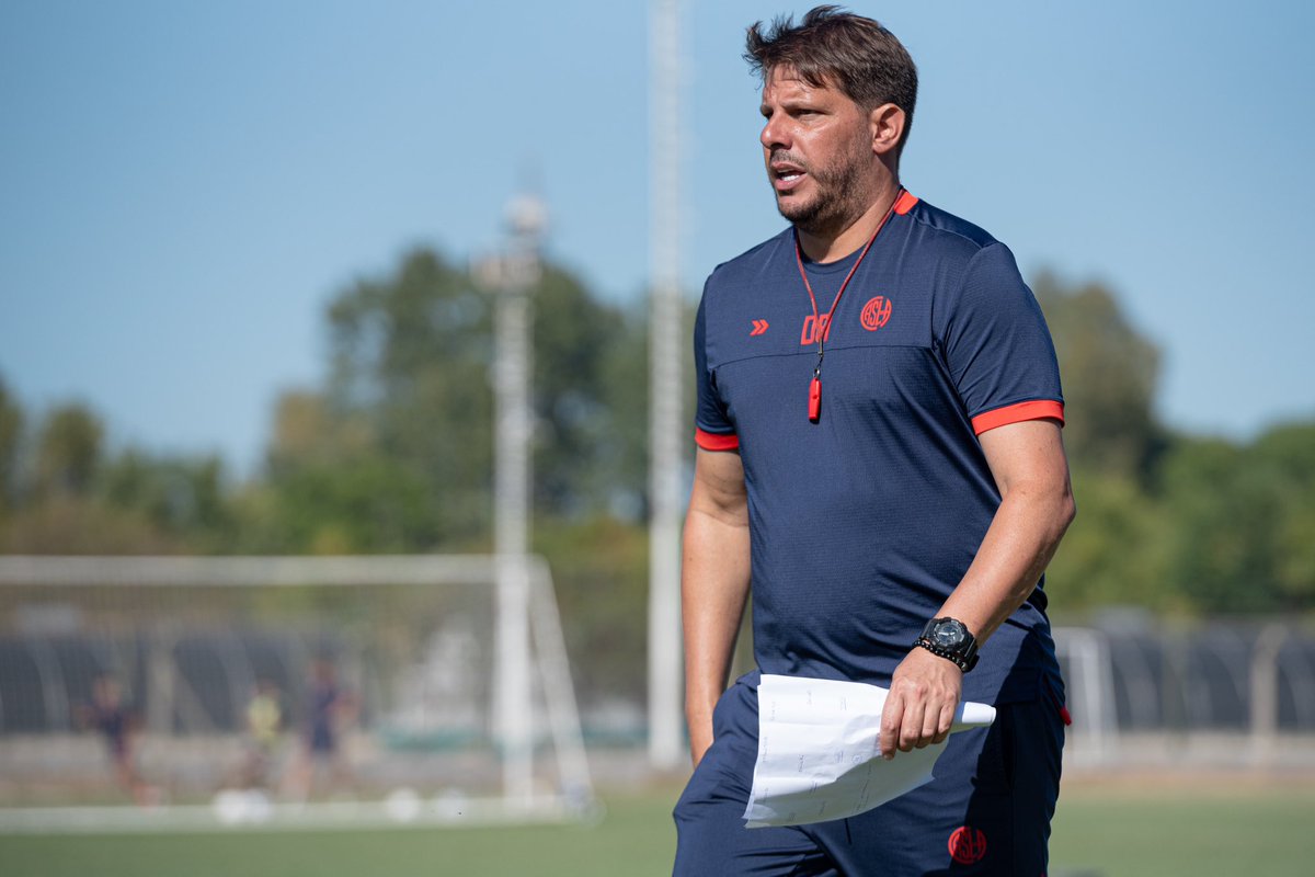 "Estoy feliz por esta nueva oportunidad, hace mucho la venía esperando y estoy muy motivado"

🗣 Damian ayude, DT de #SanLorenzo en <a href="/DSportsRadio/">DSports Radio 103.1 FM</a>