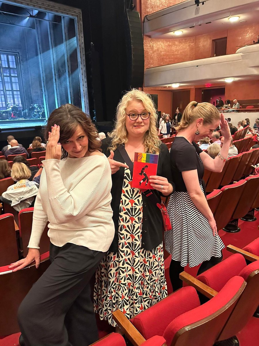 Doing my best MJ pose. GREAT show at <a href="/FoxCitiesPAC/">FoxCitiesPAC</a> through Sunday. You’ll be moonwalking in your seat like me!