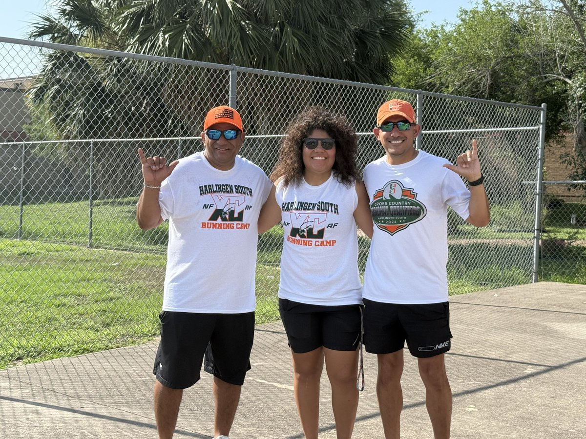 SouthHawkXCTF's tweet image. Three Amazing Days of South XC Running Camp COMPLETE! ✅ 

We just wrapped up 3 FUN days at our Youth Running Camp—and what an incredible experience it was. 

A huge thank-you to our awesome coaches and Varsity/JV runners who helped make this event possible. 👟🔥 #FutureHawks