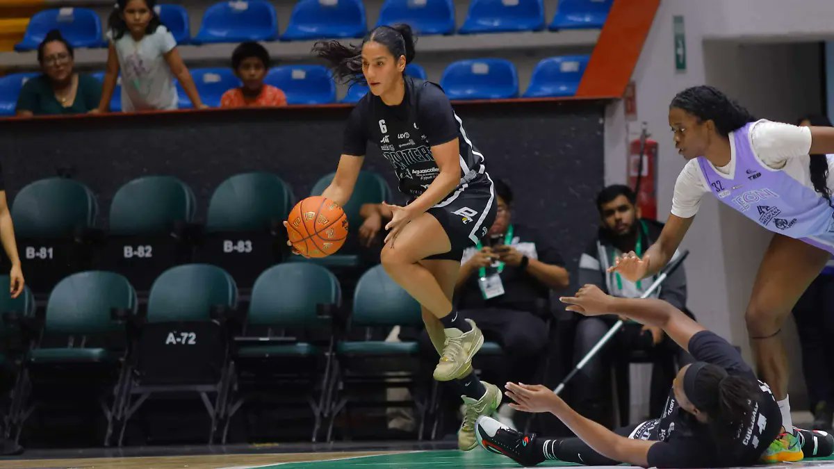 🏀🔥 ¡Panteras Femenil ruge fuerte! Con 12 triunfos, buscan quedarse con el liderato general en su próximo duelo ante Fuerza Regia.

🟢 LEE LOS DETALLES: tinyurl.com/bde96mpb

📸 Panteras Femenil